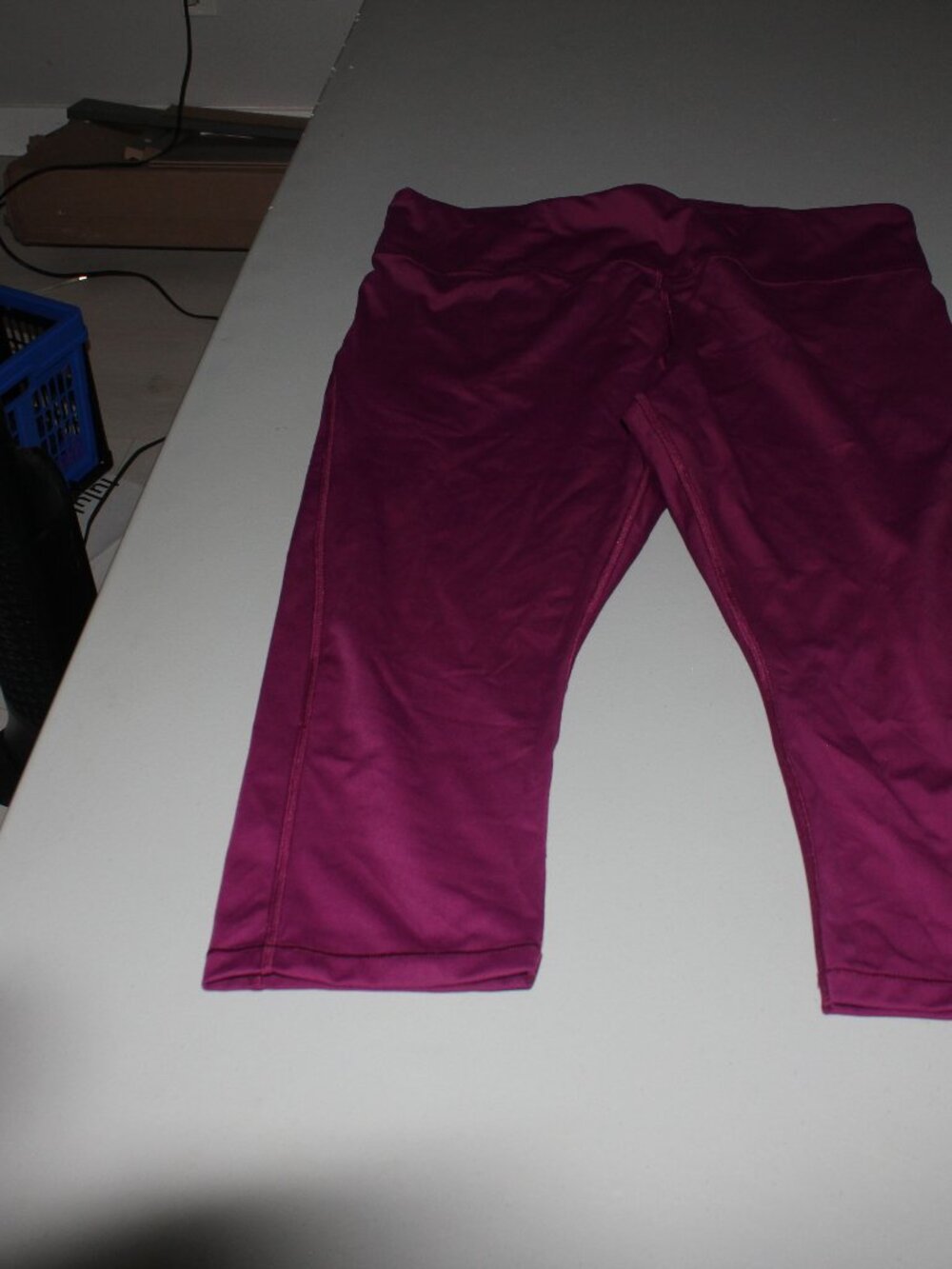 Purple Athleta Ultimate Stash Pocket Capris Size XL NWOT